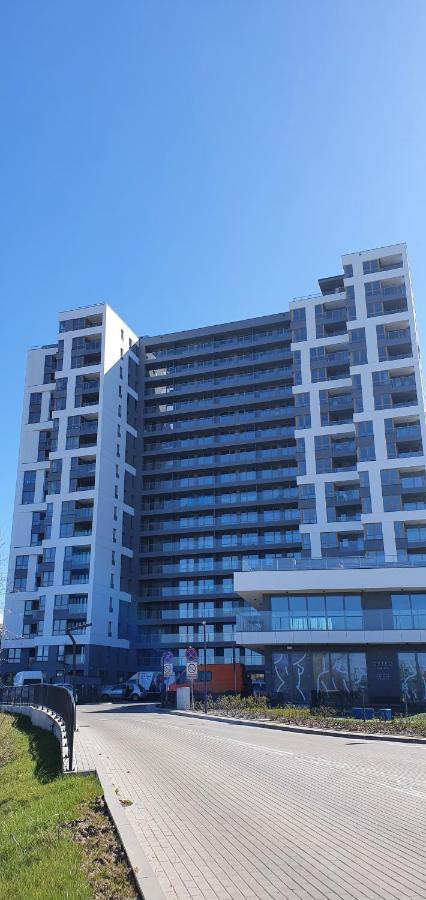 Apartament Bursztynowy Modern Tower Gdynia Exterior photo